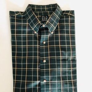 Jos A Banks Travelers Collection shirt